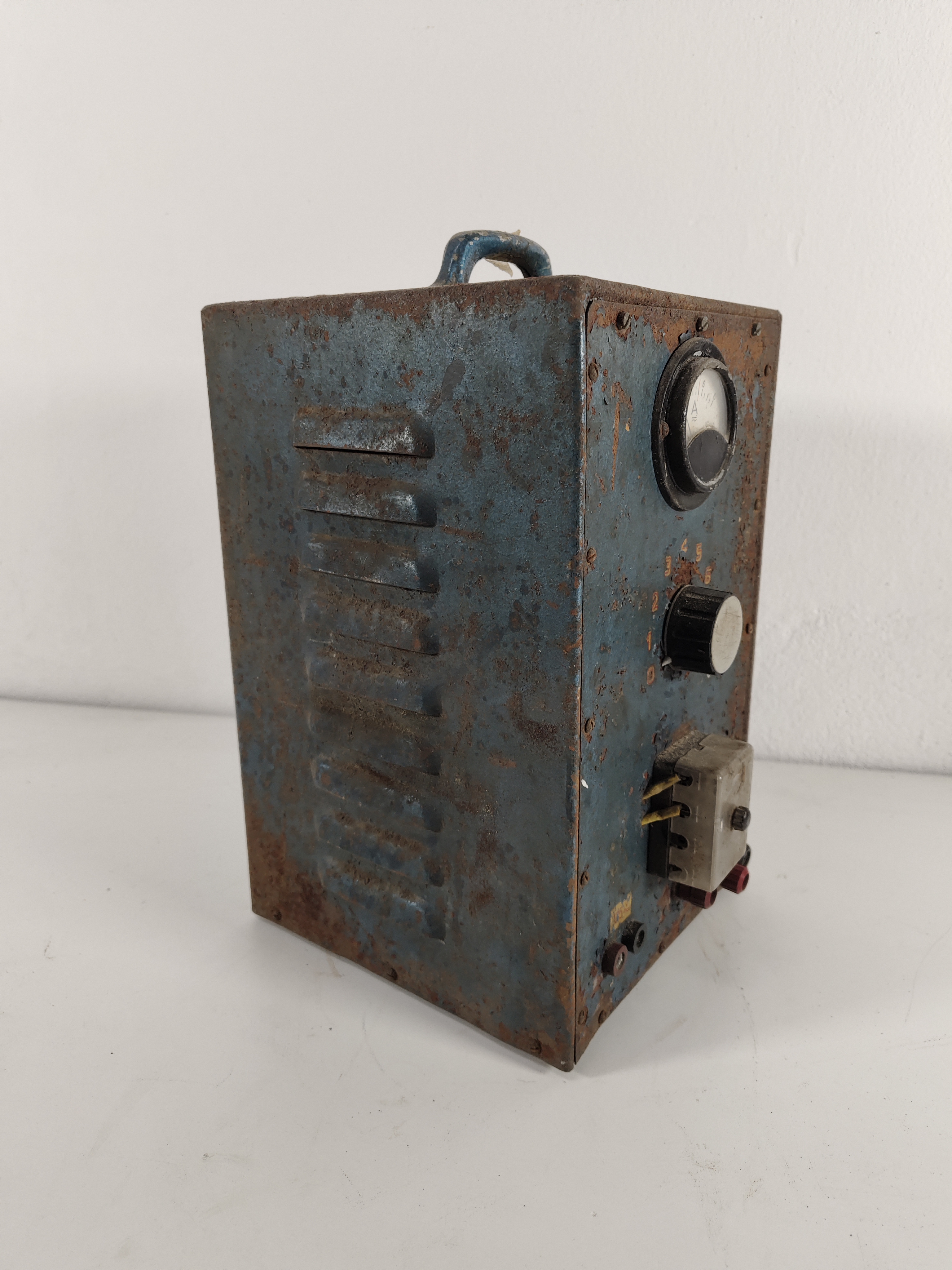 aparato transformador elevador reductor metal oxido 31.5x19.5x20 1u